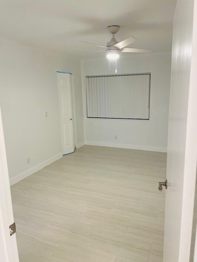 Building Photo - 3561 Pine Needle Dr