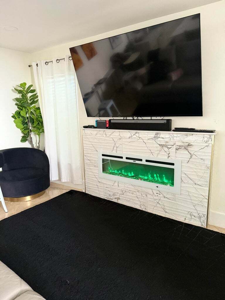 Building Photo - 6000 Adriatic Way