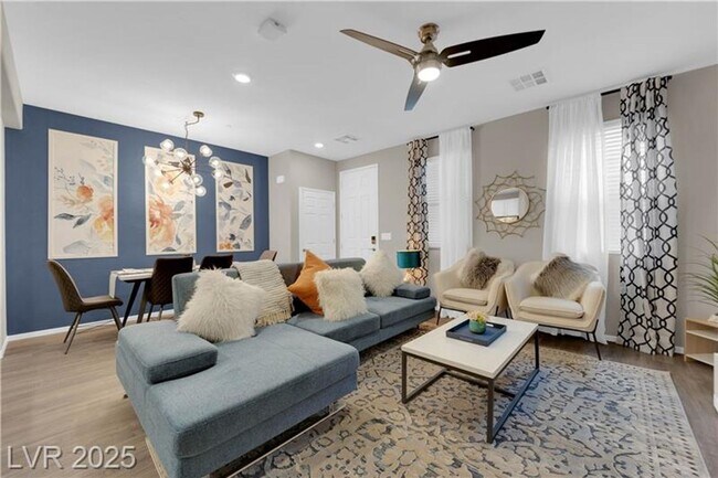 Building Photo - GORGEOUS FURNISHED TOWNHOME IN SUMMERLIN!!!