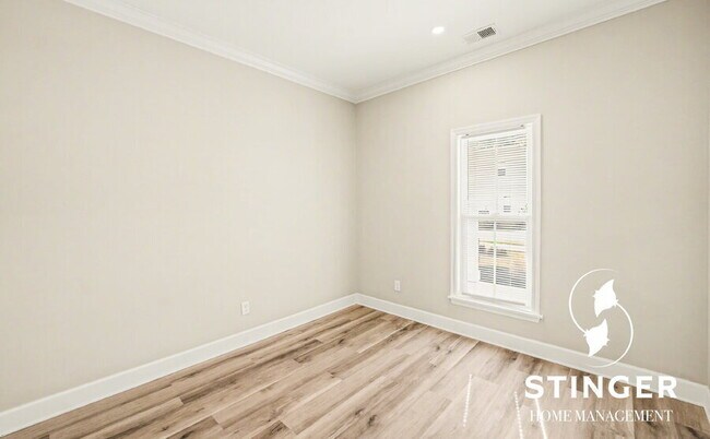 Building Photo - 14 Los Robles Rd