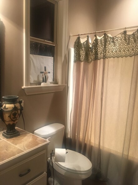 Building Photo - 141 Treasure Cv