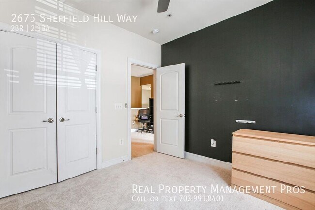 Building Photo - 2675 Sheffield Hill Way