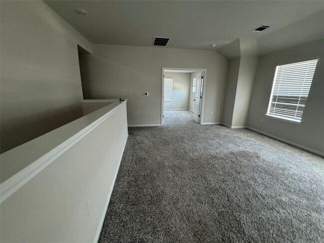 Building Photo - 6400 Rounded Pebble Ln