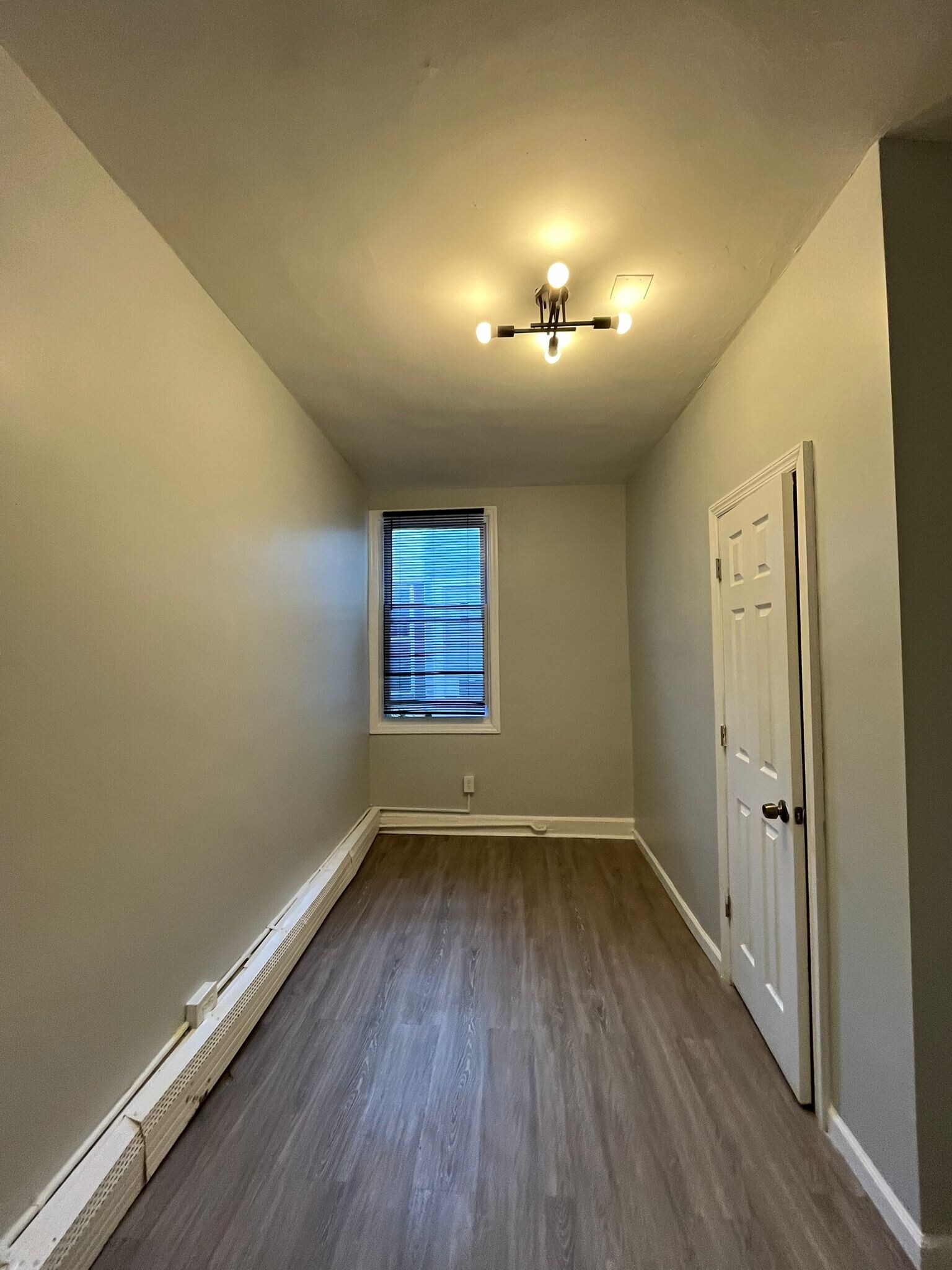 Building Photo - 54 Stegman St