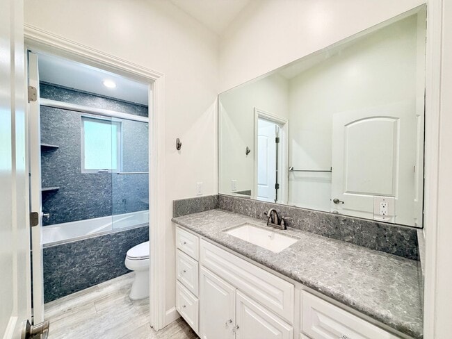 Building Photo - 5544 Crestone Ct