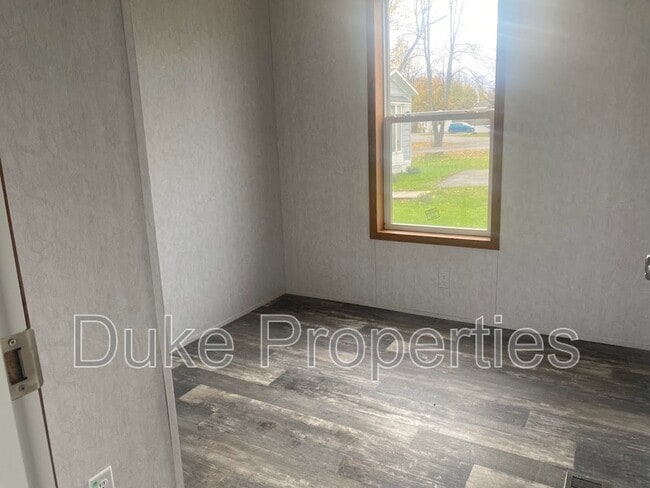 Building Photo - 6009 Boyd Rd