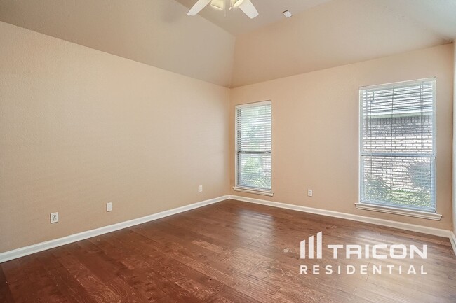 Building Photo - 6209 Meadowmere Ln