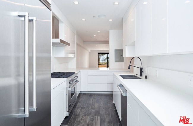 Building Photo - 311 Ocean Ave