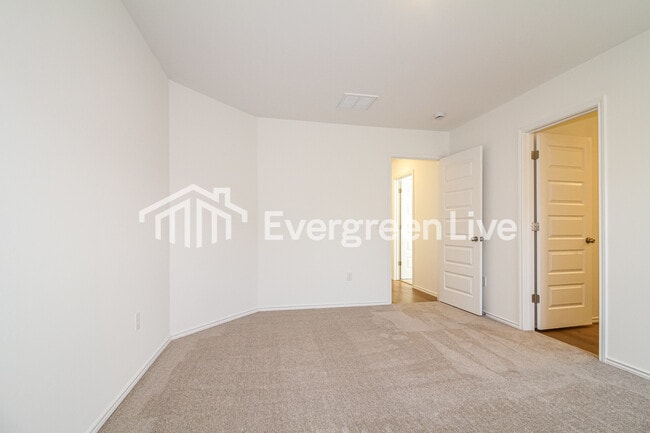 Building Photo - 1833 Rock Elm Dr