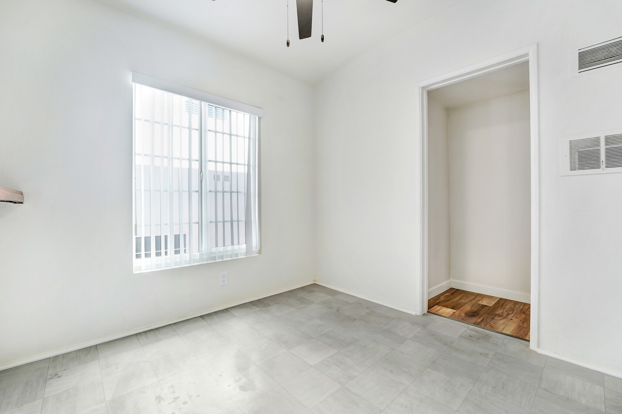 Building Photo - 12058 Culver Blvd