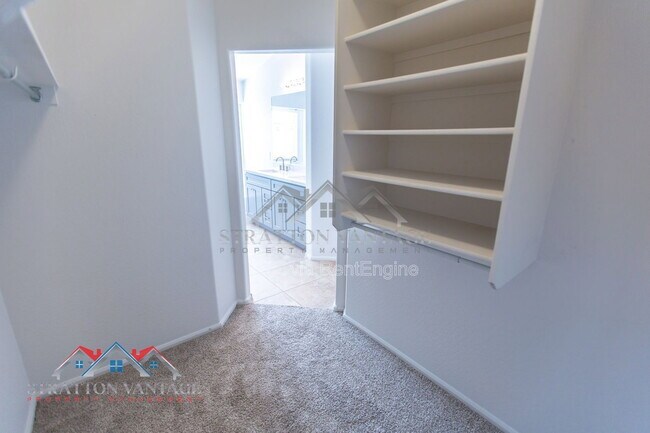 Building Photo - 9096 N 97th Dr