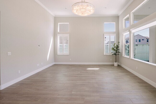 Building Photo - 3034 Carrousel St