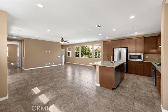 Building Photo - 403 Sevilla Dr