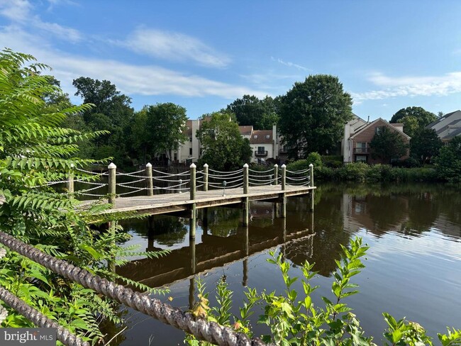 Building Photo - 7531 Chrisland Cove