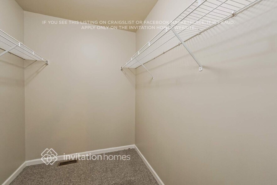 Building Photo - 290 S Annandale Dr