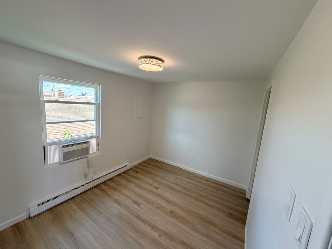 Building Photo - 3200 W Brigantine Ave