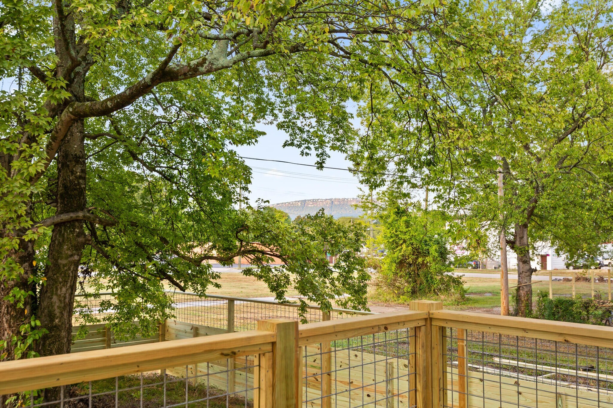 Building Photo - 2006 E 14th St