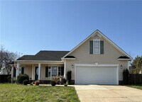 Building Photo - 7819 Rosewood Ave