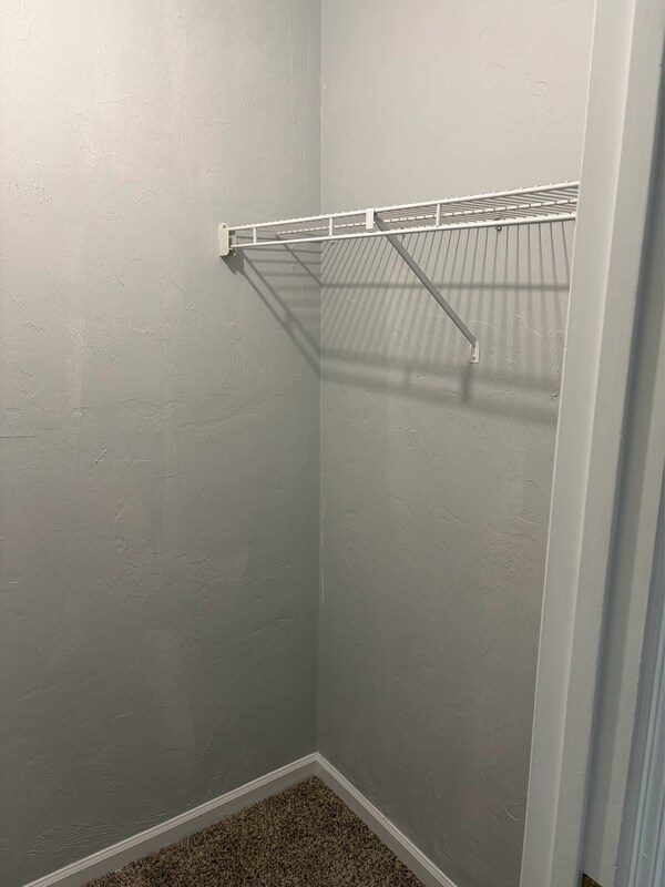 Building Photo - 753 Livingston Ct