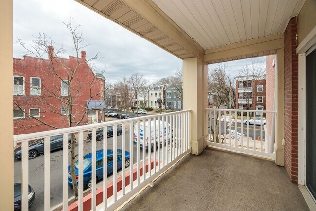 Building Photo - 2100 Grove Ave