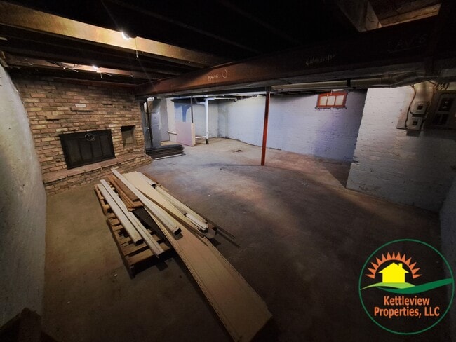 Basement - 728 N 12th St