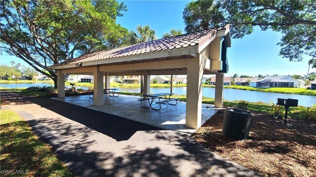 Building Photo - 9321 Alamander Ct
