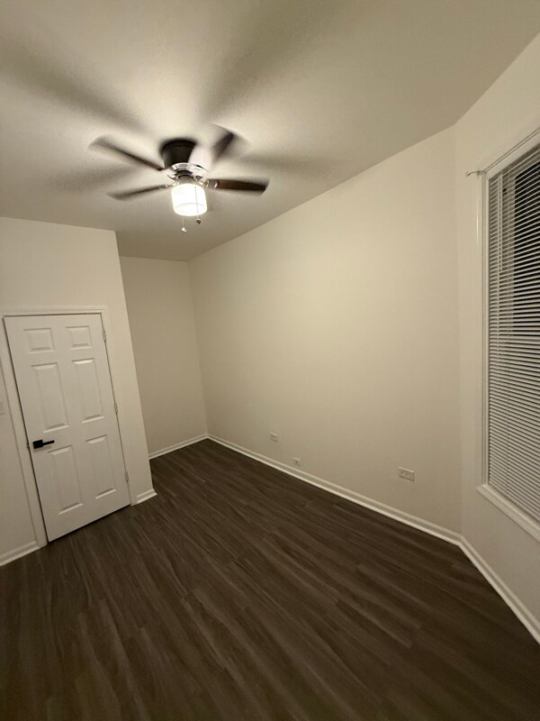 Building Photo - 1649 W Garfield Blvd