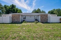 Building Photo - 3411 Green Briar Pkwy