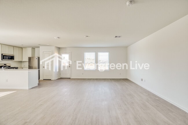 Building Photo - 732 Magnolia Creek Dr