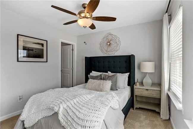 Building Photo - 1150 Hunter Trl