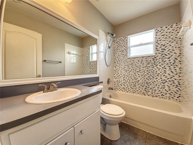 Building Photo - 603 Terranova Dr