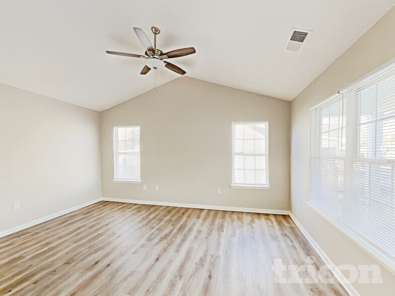 Building Photo - 2178 Wexford Way