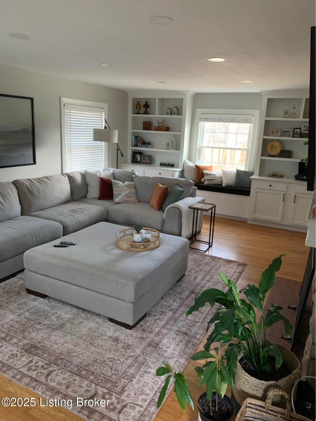 Building Photo - 405 Breckenridge Ln