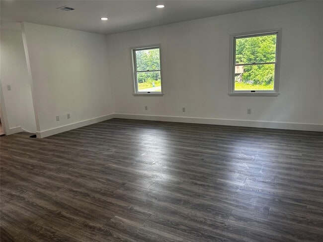 Building Photo - 3364 NY-97