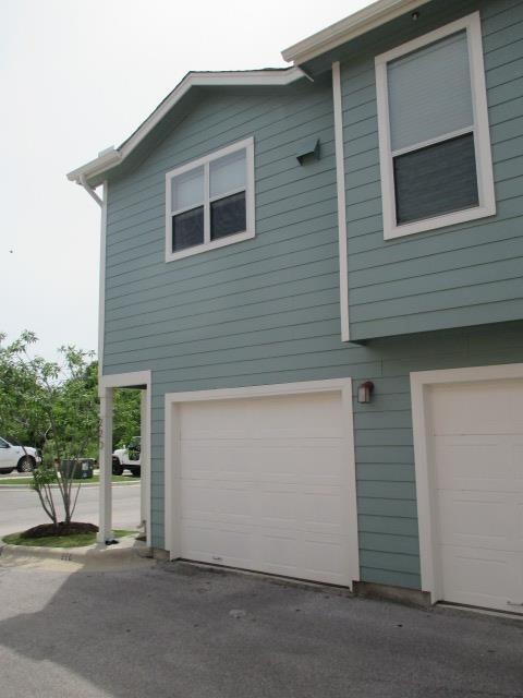 Building Photo - 1601 Miriam Ave