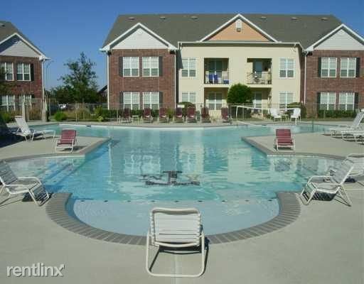 Building Photo - 3 br, 3 bath Condo - 801 Luther St W Unit 604