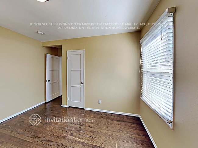 Building Photo - 10958 Choisser St