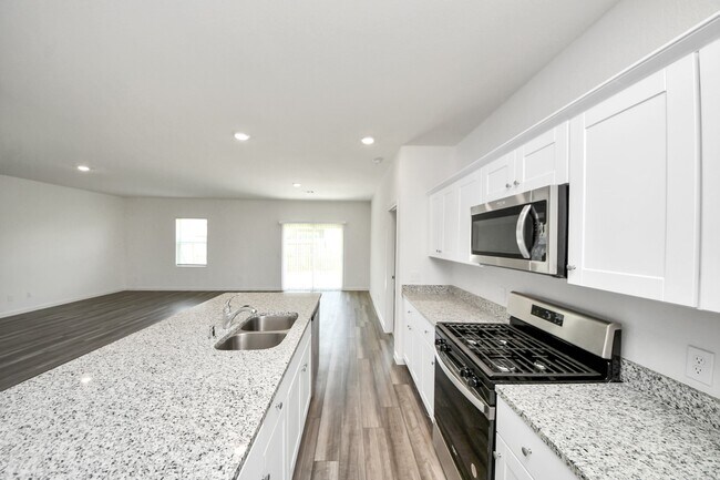 Building Photo - 10307 Malta Trce Dr