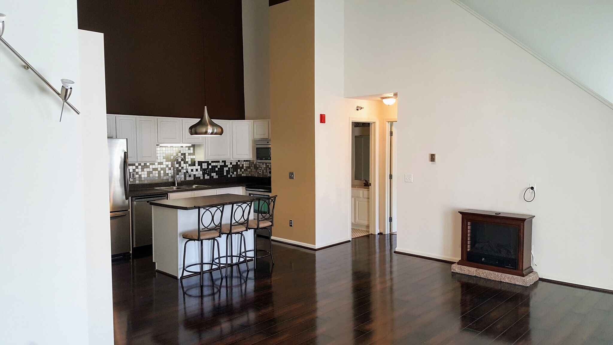 Building Photo - 1991 29th Pl NW