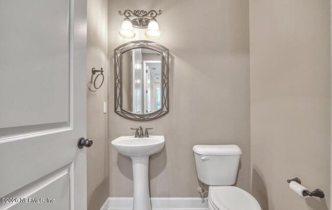 Building Photo - 230 Vista Lake Cir