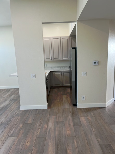 Walkway to kitchen - 8 Town and Country Rd