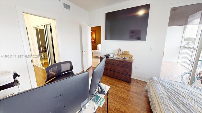 Building Photo - 10730 NW 66th St