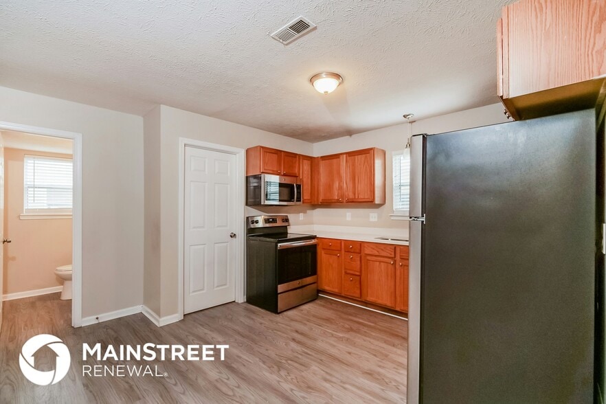 Building Photo - 11029 Waterfield Ln