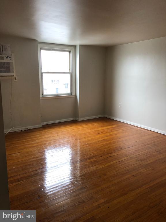 Building Photo - 3277 Morrell Ave