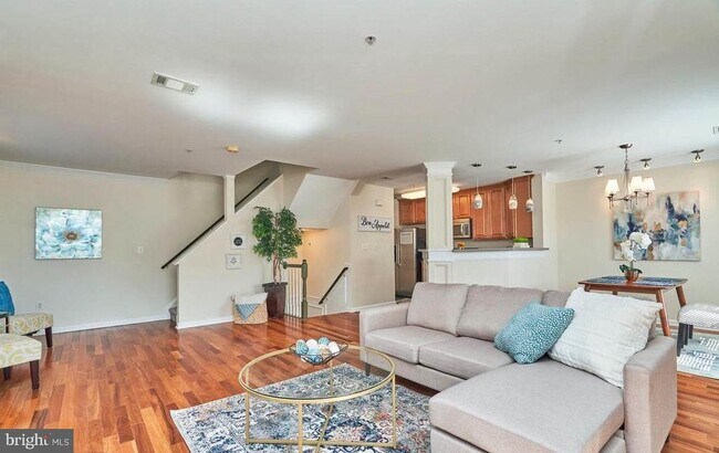 Building Photo - 12827 Fair Briar Ln