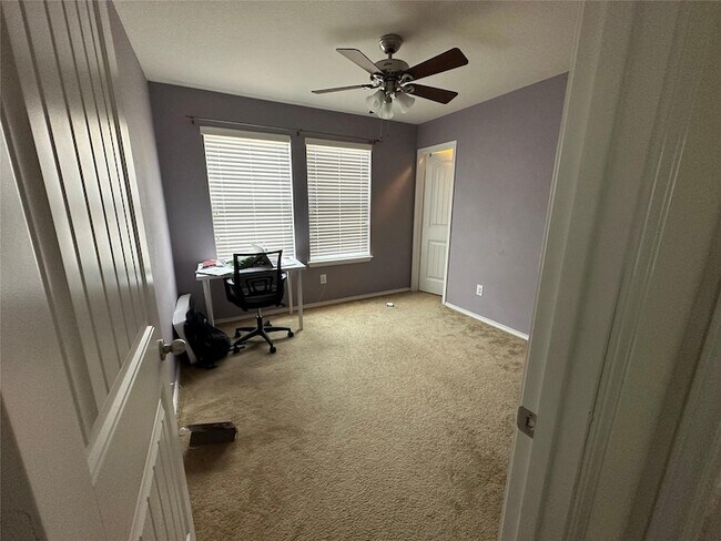 Building Photo - 1248 Hyde Park Dr