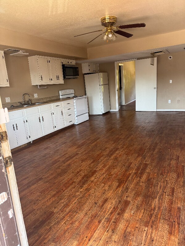 Primary Photo - 750 Bonham St