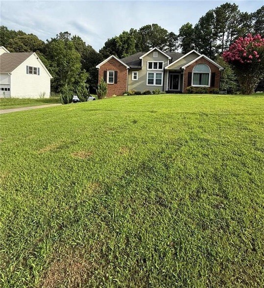 Building Photo - 154 Camden Woods Dr
