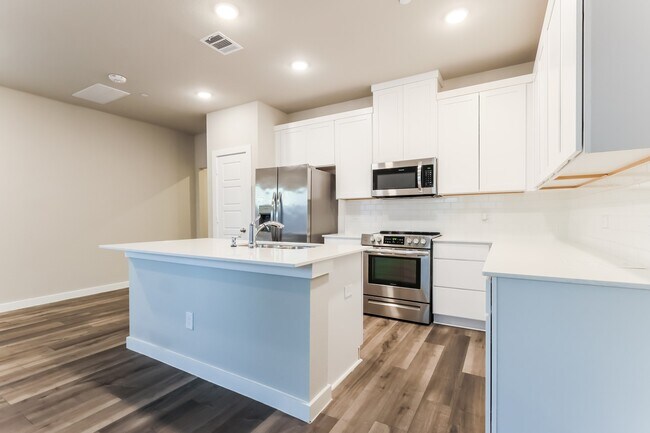 Building Photo - 317 N Centro Cir