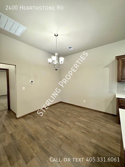 Building Photo - 2400 Hearthstone Rd